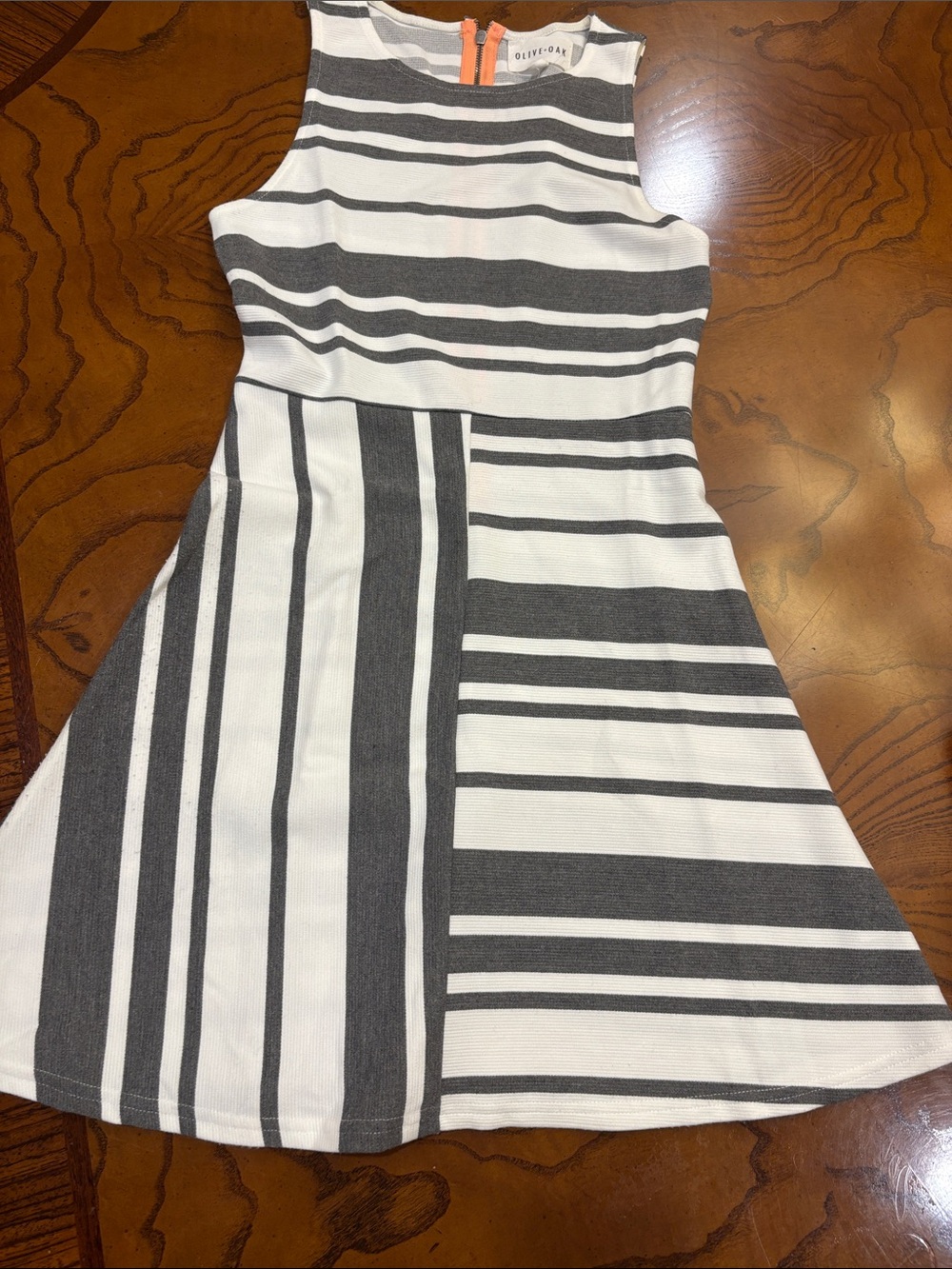 Olive & Oak Black and White Striped Sleeveless Mini Dress XS
